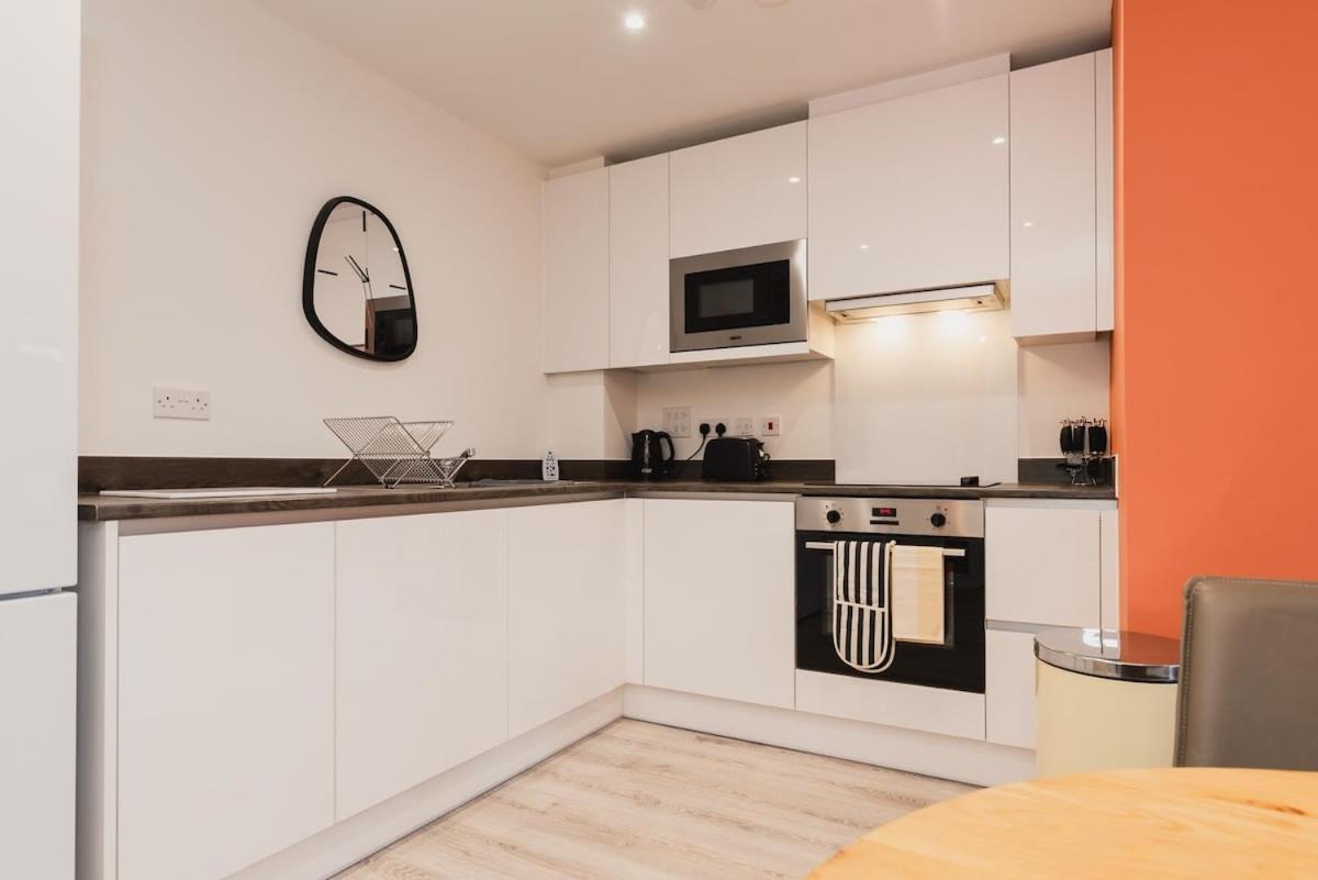 Stayzeni, Hardwick House Derby 2 Bed Apartment Kültér fotó