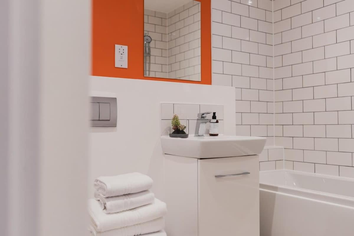 Stayzeni, Hardwick House Derby 2 Bed Apartment Kültér fotó