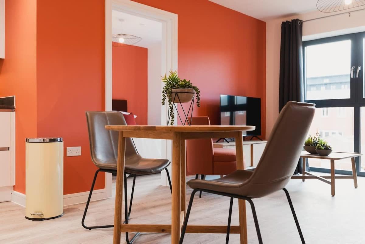 Stayzeni, Hardwick House Derby 2 Bed Apartment Kültér fotó